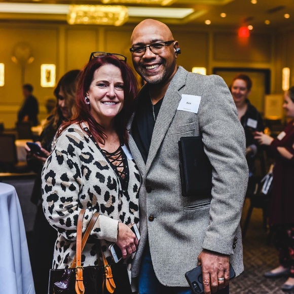 Welcome to our page! We love Poshing! ❤️ - Picture 5 of 16